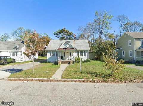 2Nd Ave, BAY SHORE, NY 11706