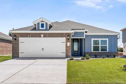 905 Cottonwood Ave, Hutchins, TX 75141
