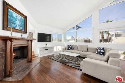 18 Union Jack St, Marina Del Rey, CA 90292