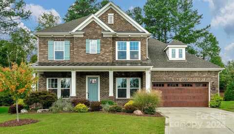 1907 Midtrain Drive, Matthews, NC 28105