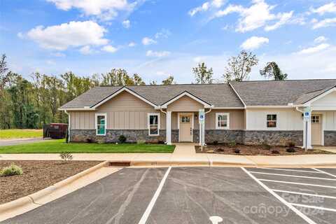 201 Beacon Avenue, Morganton, NC 28655