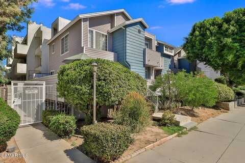 20235 Keswick Street, Winnetka, CA 91306