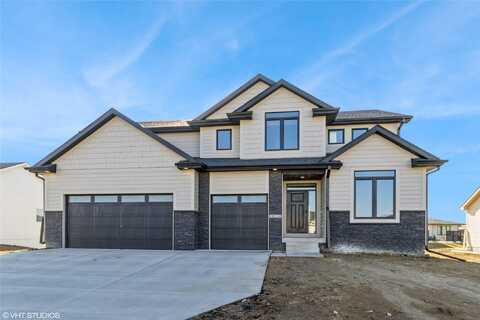 14232 North Valley Drive, Urbandale, IA 50323