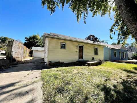 2713 Columbia Street, Des Moines, IA 50313