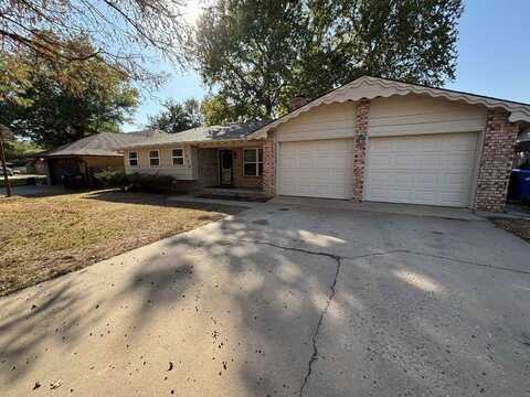 1008 Coventry, Enid, OK 73703