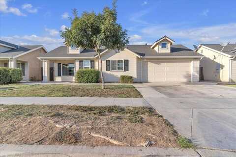 400 Carpenter Avenue E, Reedley, CA 93654