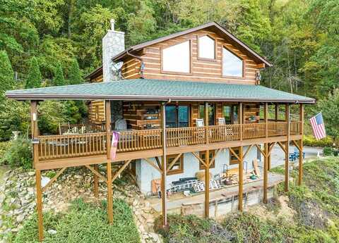 427 Cub Trl, Maggie Valley, NC 28751