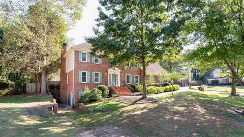 5084 Oak Leaf Terrace, Stone Mountain, GA 30087