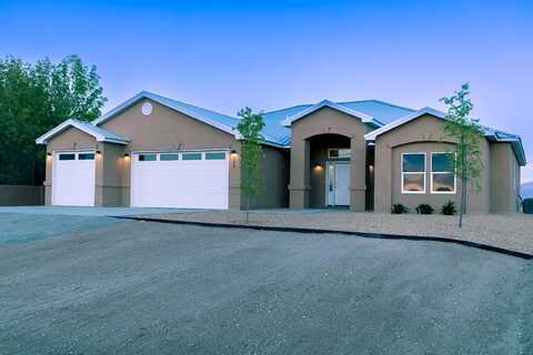 108 2nd Street NE, Rio Rancho, NM 87124