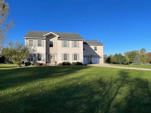 10195 TIGER LILY Lane, Waterford, PA 16441