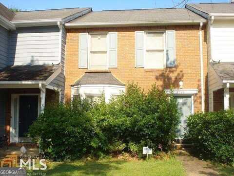 8043 Woodlake, Riverdale, GA 30274