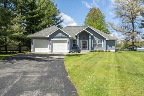 7515 Bay Meadow, Canadian Lakes, MI 49346