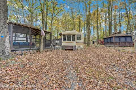 668 Snowshoe Dr, Covington, PA 18424