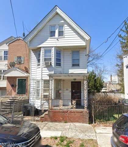 33 Alexander St, Newark, NJ 07106