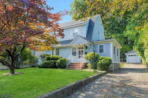 393 Lehigh St, Wyckoff, NJ 07481