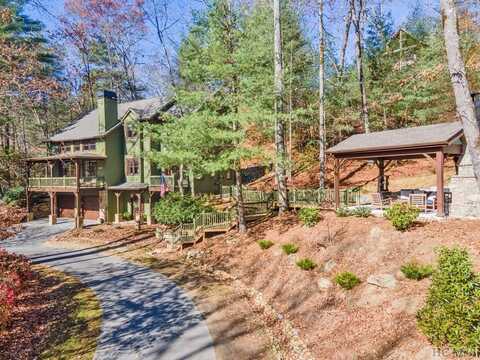 18 Crescent Court, Cashiers, NC 28717