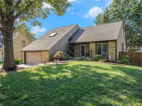 11522 Parkhill Street, Overland Park, KS 66210