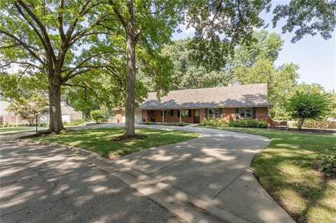 9923 Lee Court, Leawood, KS 66206