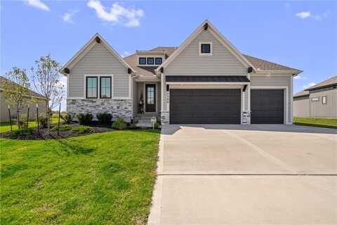 4380 Aspen Drive, Basehor, KS 66007