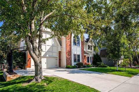 5064 W 130th Terrace, Leawood, KS 66209