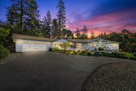 980 Meadow Oaks Drive, Auburn, CA 95602