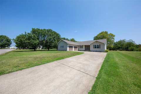 619 Saluki Drive, Marion, IL 62959