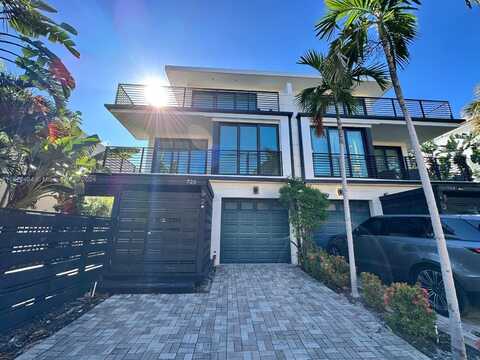 722 NE 15th Ave, Fort Lauderdale, FL 33304