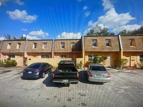 2610 NW 60th Way, Sunrise, FL 33313