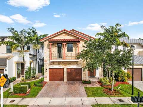 7059 NW 104th Ct, Doral, FL 33178