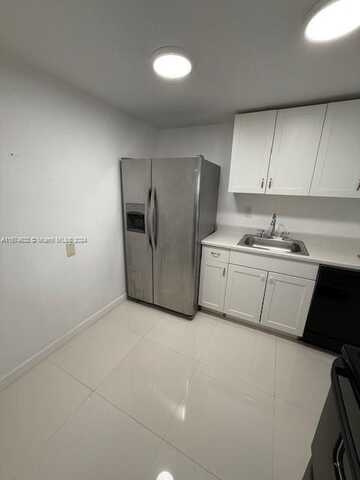 851 Three Islands Blvd, Hallandale Beach, FL 33009