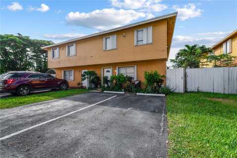 35 NE 12th Ave, Homestead, FL 33030