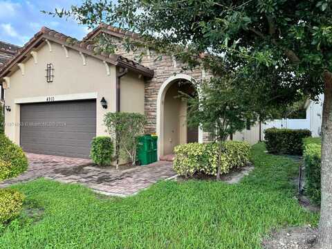 4910 NW 48th Ln, Tamarac, FL 33319