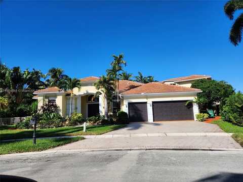 321 Windmill Palm Ave, Plantation, FL 33324