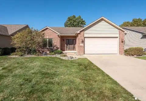 615 Rose Crest, Monroe, MI 48162