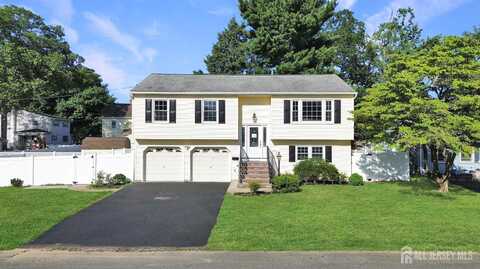 128 Jay Place, Middlesex, NJ 08846