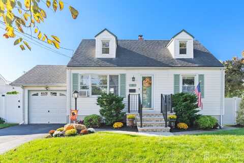 13 Meinzer Street, Avenel, NJ 07001