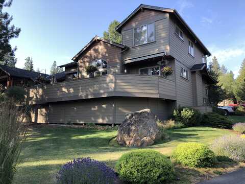 2704 NW Havre Court, Bend, OR 97703