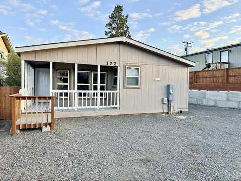 172 SW I Street, Madras, OR 97741