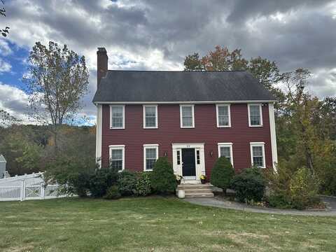 213 Main St, Grafton, MA 01560