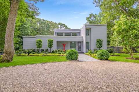 6 Hedges Banks Drive, East Hampton, NY 11937