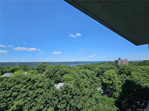 4555 Henry Hudson Parkway, BRONX, NY 10471