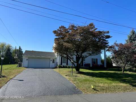 11 Pinewood Avenue, West Long Branch, NJ 07764