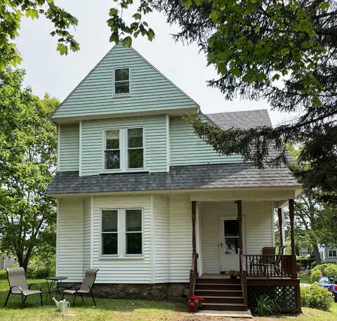 39 Main Street, York, ME 03909