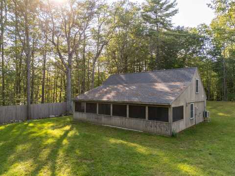 320 Hinks Road, Jefferson, ME 04348