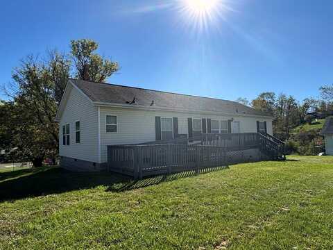 128 Thayer St., BLUEFIELD, VA 24605