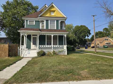 702 Franklin Street, Waukegan, IL 60085