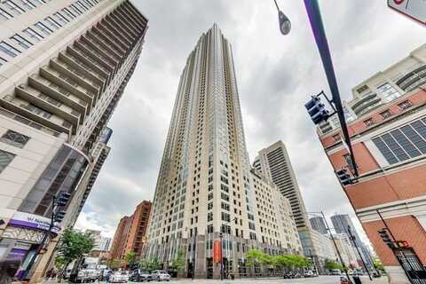 33 W ONTARIO Street, Chicago, IL 60654