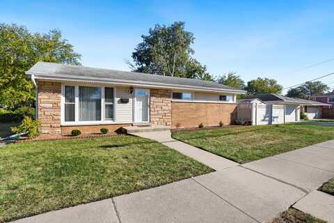 427 N Wisconsin Avenue, Villa Park, IL 60181