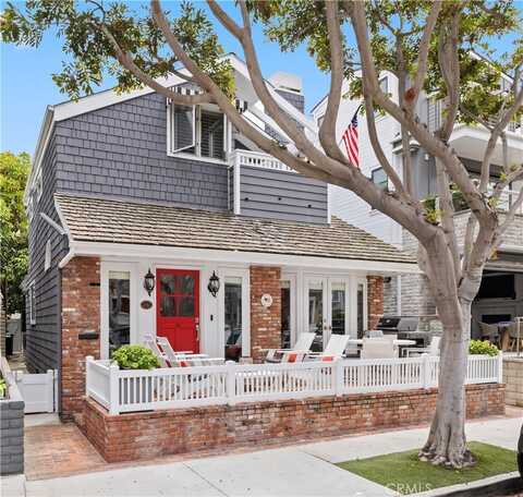 110 Pearl Avenue, Newport Beach, CA 92662