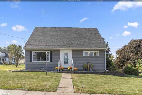 511 N Northfield, Mediapolis, IA 52637